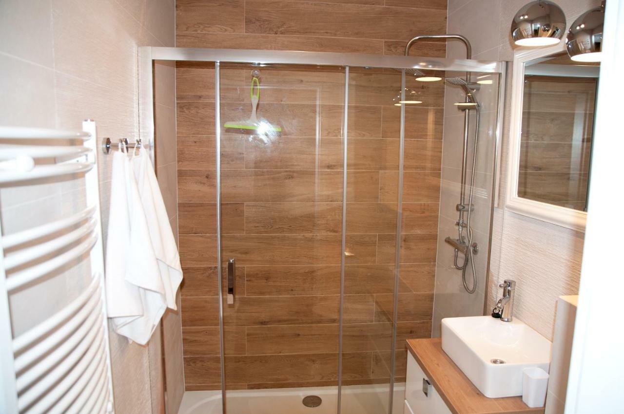 Apartament Ikar - 2 Pokojowy Przy Morzu Z Wlasnym Ogrodkiem Pobierowo Exterior foto
